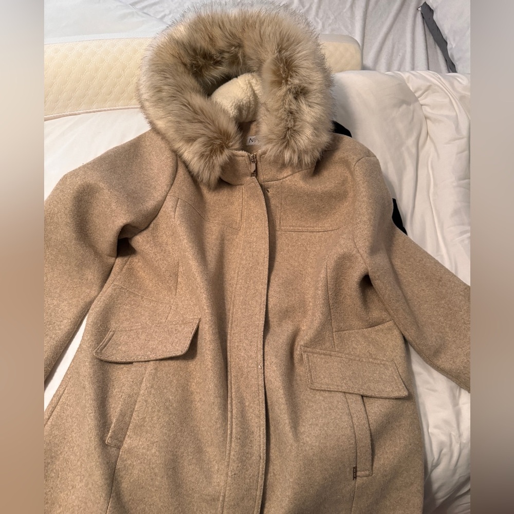 Ladies NineWest heavy Dress coat with fur hood - XXL